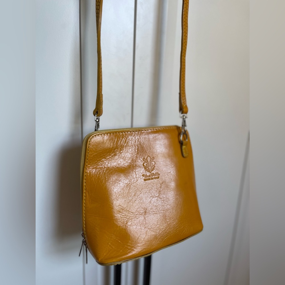 Vera Pelle crossbody purse